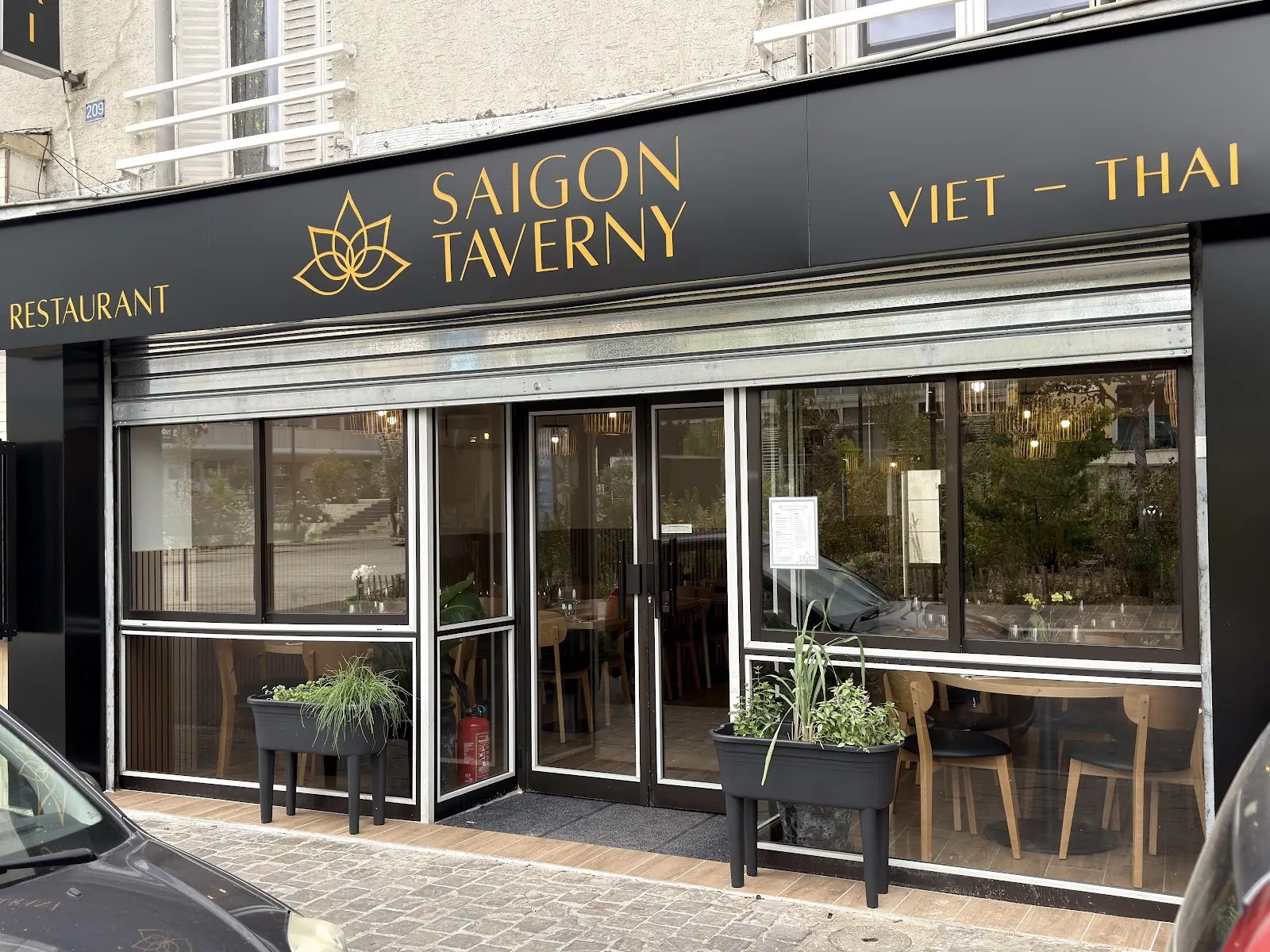 Façade du restaurant Saigon Taverny, 209 rue de Paris